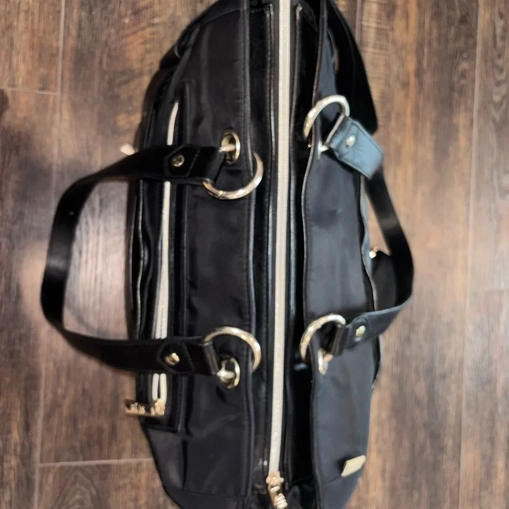 BÉIS The Diaper or Everyday Bag In Black